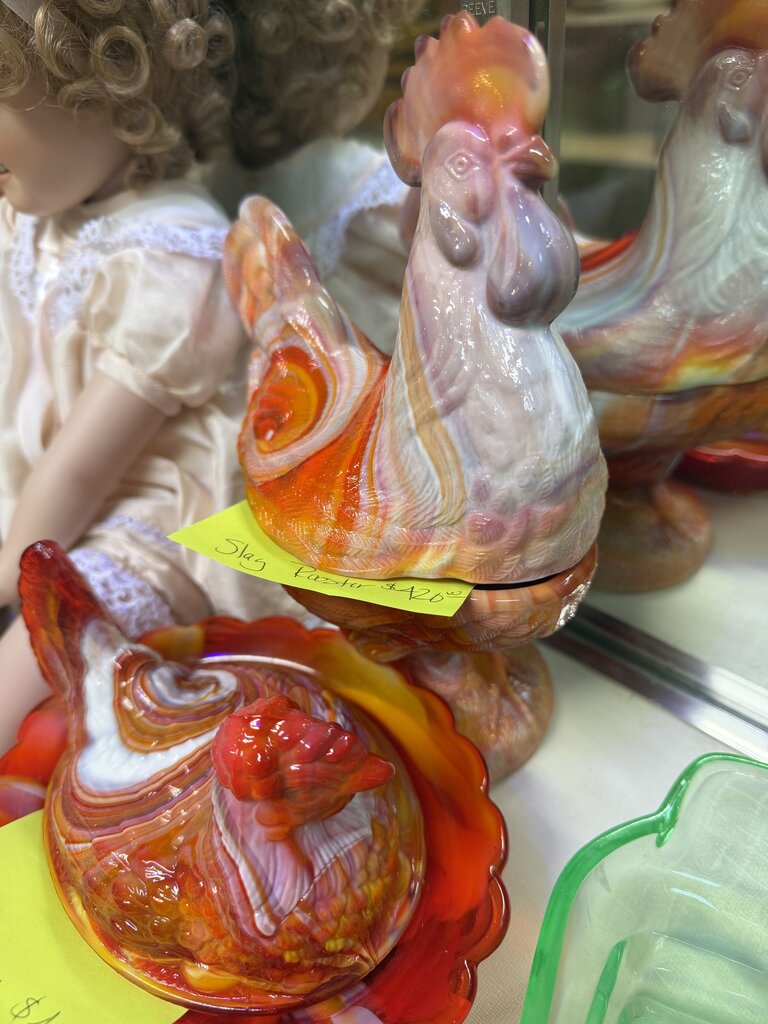 Slag Glass Rooster on Nest - Marbled Red