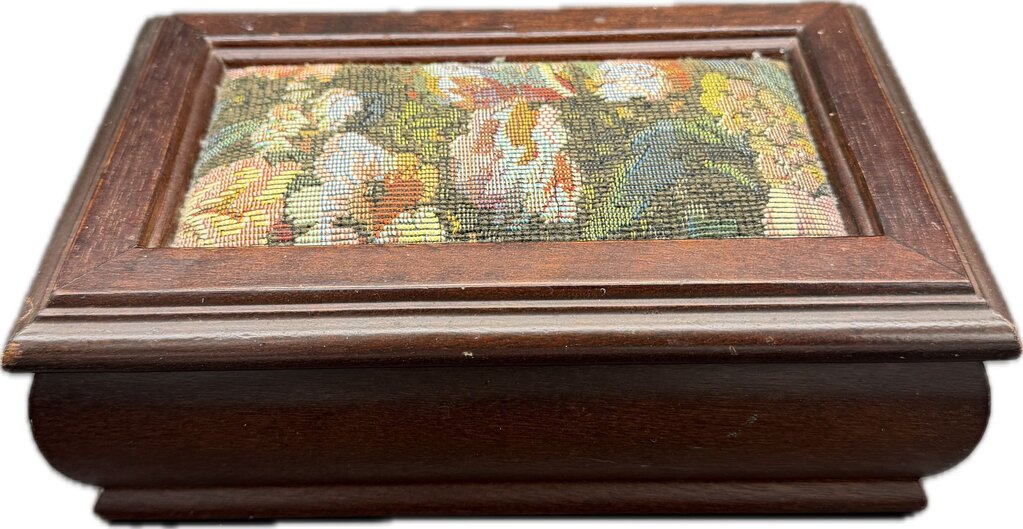 Small Vintage Jewelry Box